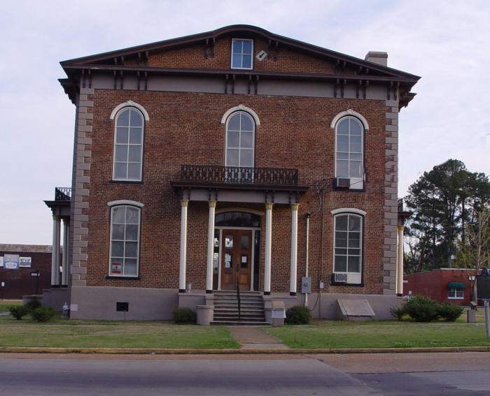 Pickens-county-courthouse